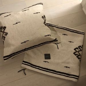 NWOT Set of 2 Restoration Hardware Pillow Covers Hand-Spun Linen & Jute